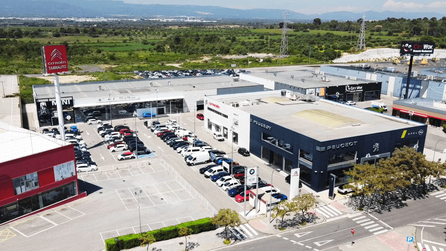 Imagen corporativa de Grupo Oliva Motor representando su identidad, valores y equipo